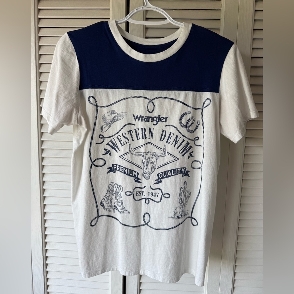 Wrangler women’s t shirt